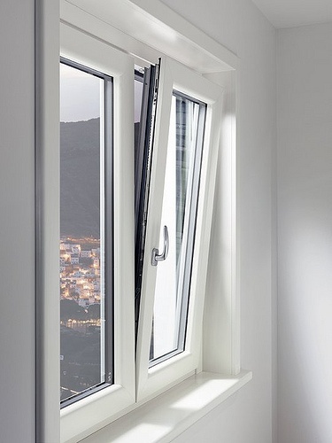 پنجره آلومینویمی 2 جداره