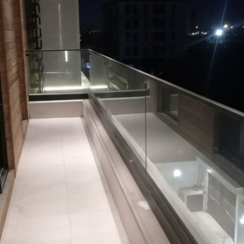نرده شیشه ای کامپوننت